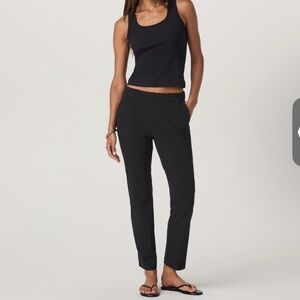 NWT Vuori Miles Ankle Pant Sz small black